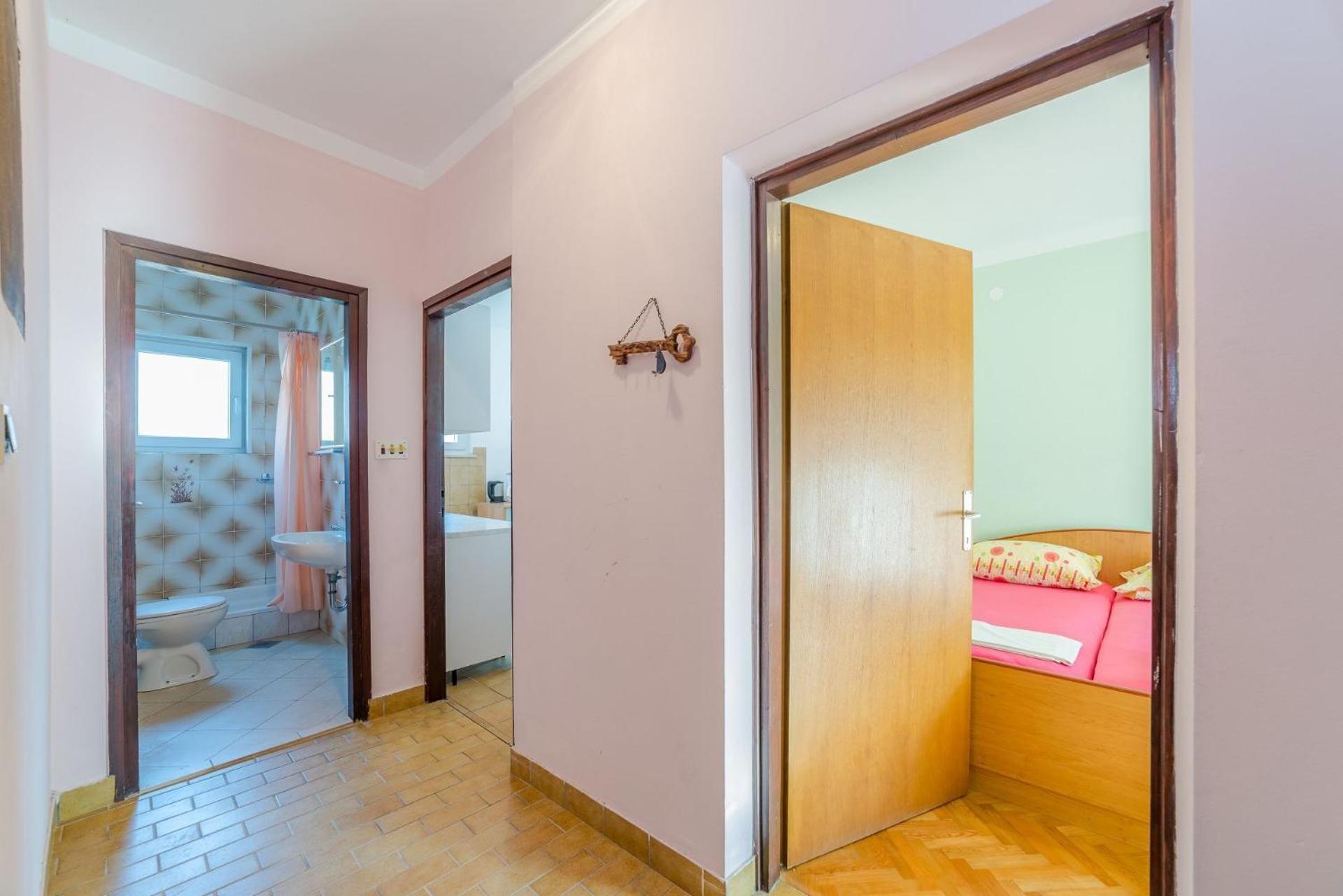 Apartments Ivica - With Parking Nin Buitenkant foto