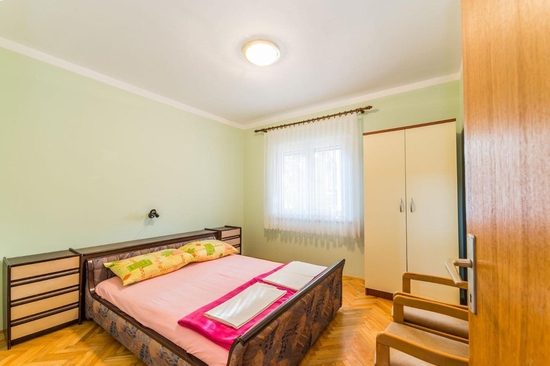 Apartments Ivica - With Parking Nin Buitenkant foto
